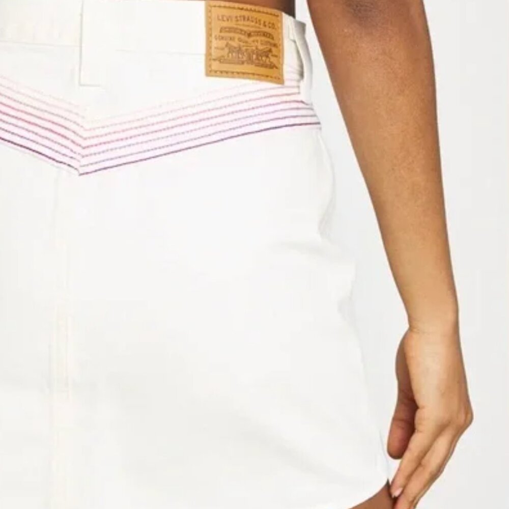 Levi’s sz 25 Premium Rainbow Ribcage Embroidered Mini Jean Skirt Ecru Cream NEW